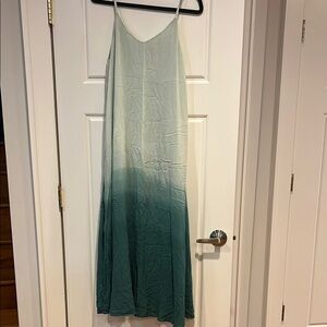 MALAI Berly Lowlites Opera Maxi Dress size medium